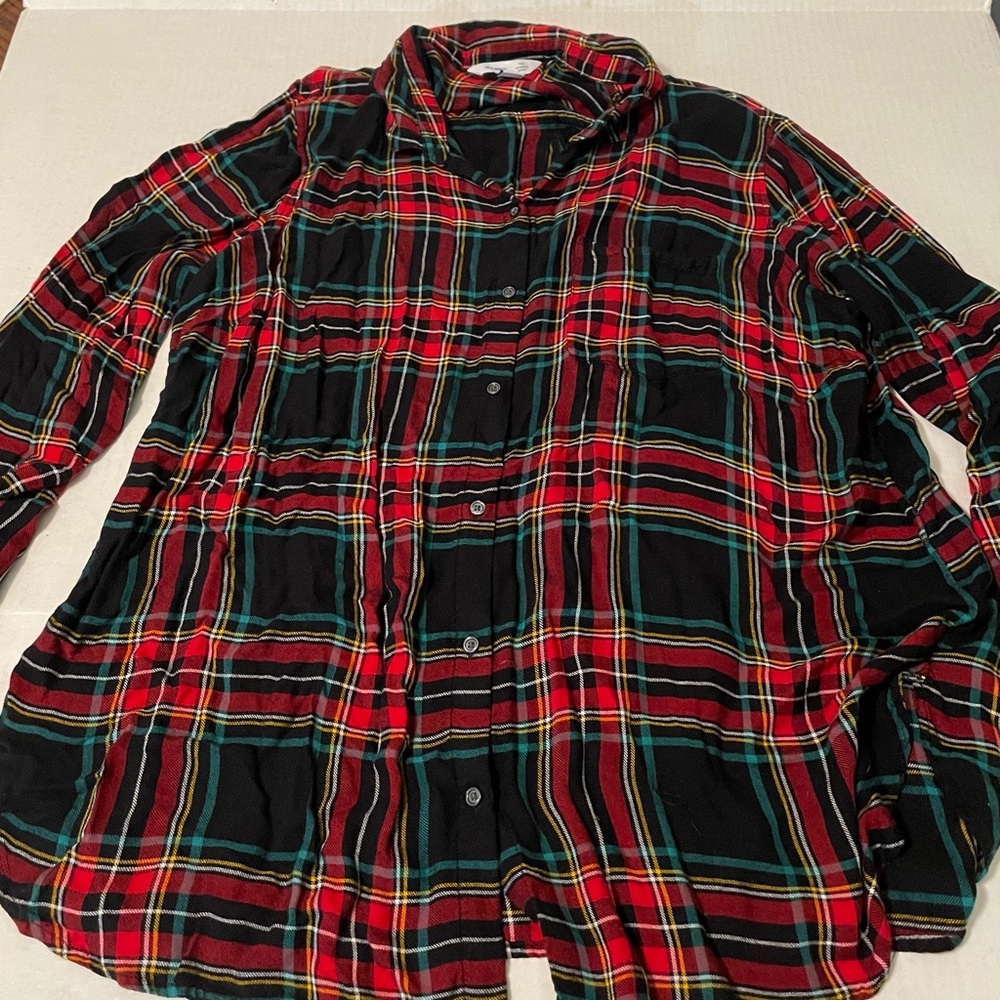 Old Navy women’s XXL The Classic shirt red plaid